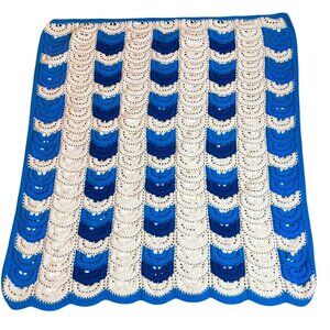 Handmade Crochet Baby Blanket Blue & White Scallop Pattern 38x41"